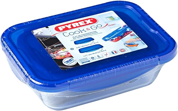 Pyrex Cook and Go Glass Containers with Blue BPA Free Latch Leak Proof Plastic Lids set of 2, 0.8L and 1.7L
